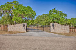 REMAX home for sale in Fredericksburg TX.